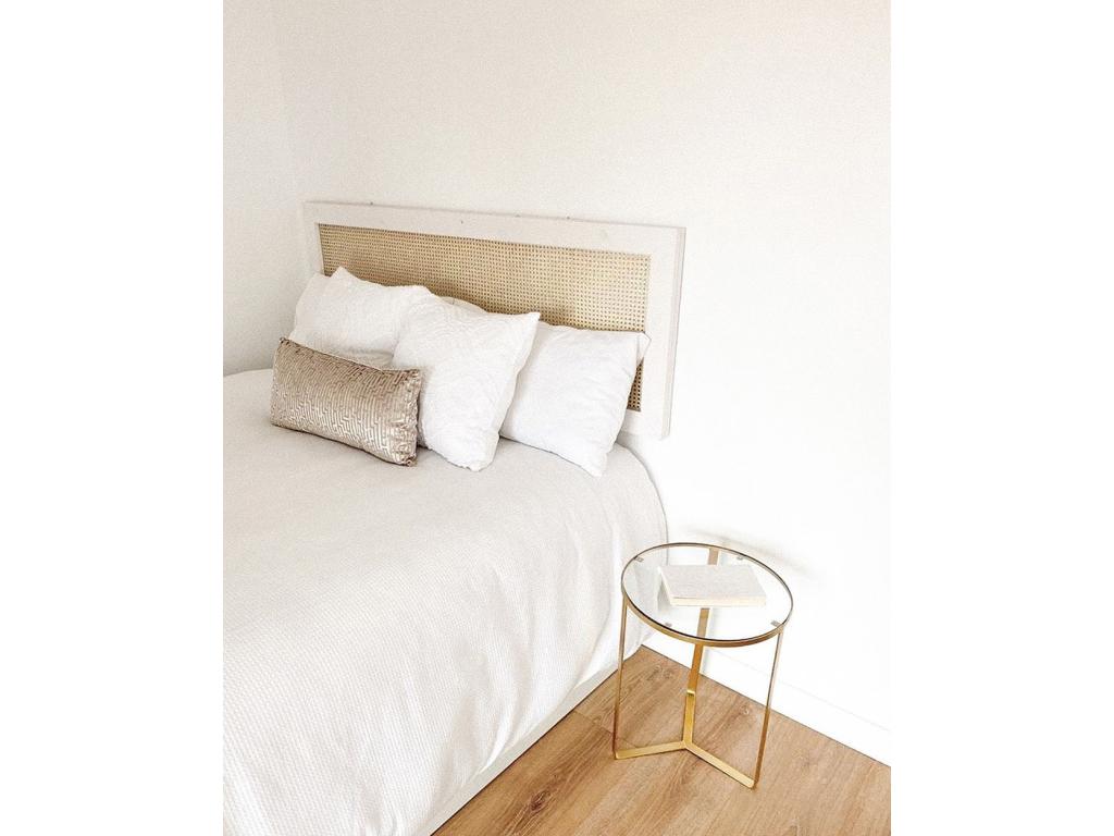 Tête de lit en bois de pin et cannage couleur blanche 200x60cm - Decohaute CANNAGE - Decohaute ILTD59830